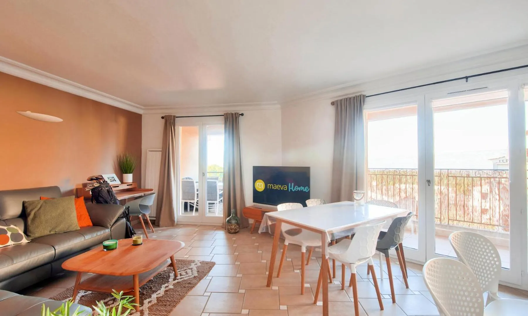 Village Pont Royal En Provence - Maeva Home - Appartement Climatise Avec Grande Terrasse 4 Pieces 7 Personnes - Prestige - Super Home Mae-3801 Mallemort 0*,  Francie