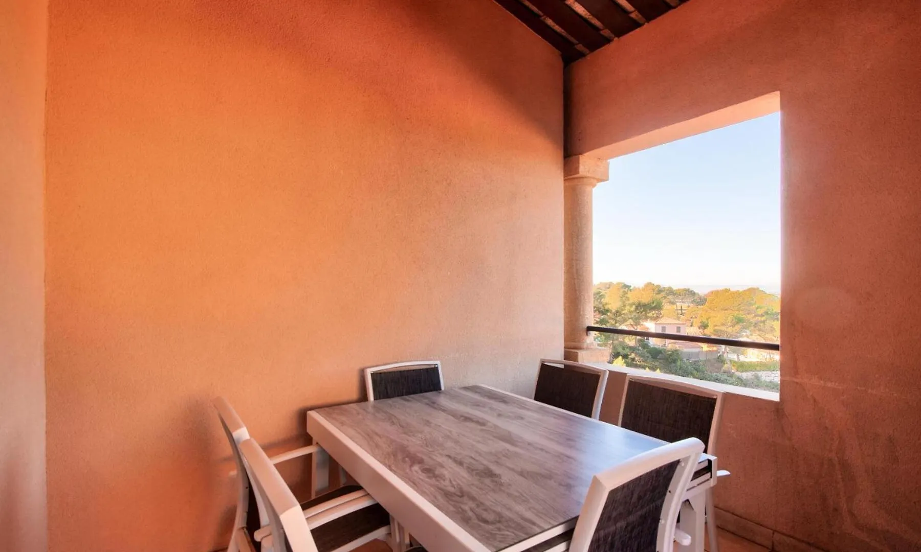 Village Pont Royal En Provence - Maeva Home - Appartement Climatise Avec Grande Terrasse 4 Pieces 7 Personnes - Prestige - Super Home Mae-3801 Mallemort 0*,